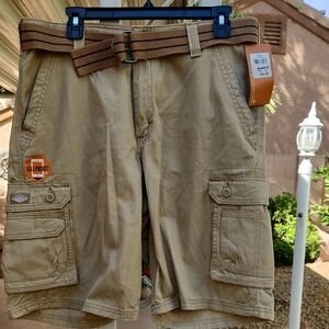 Lee Men's 42 Khaki Cargo Shorts with Striped Belt NEW WITH TAG